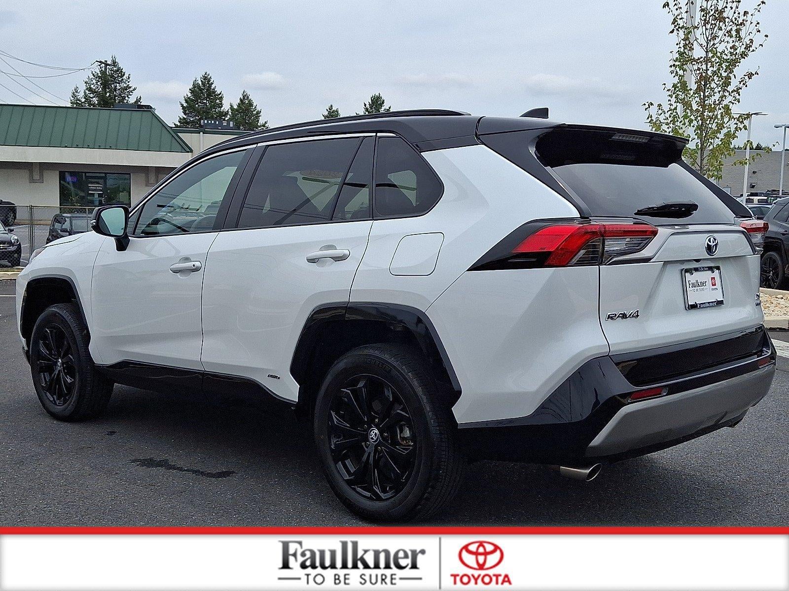 2024 Toyota RAV4 Hybrid XSE AWD (Natl)