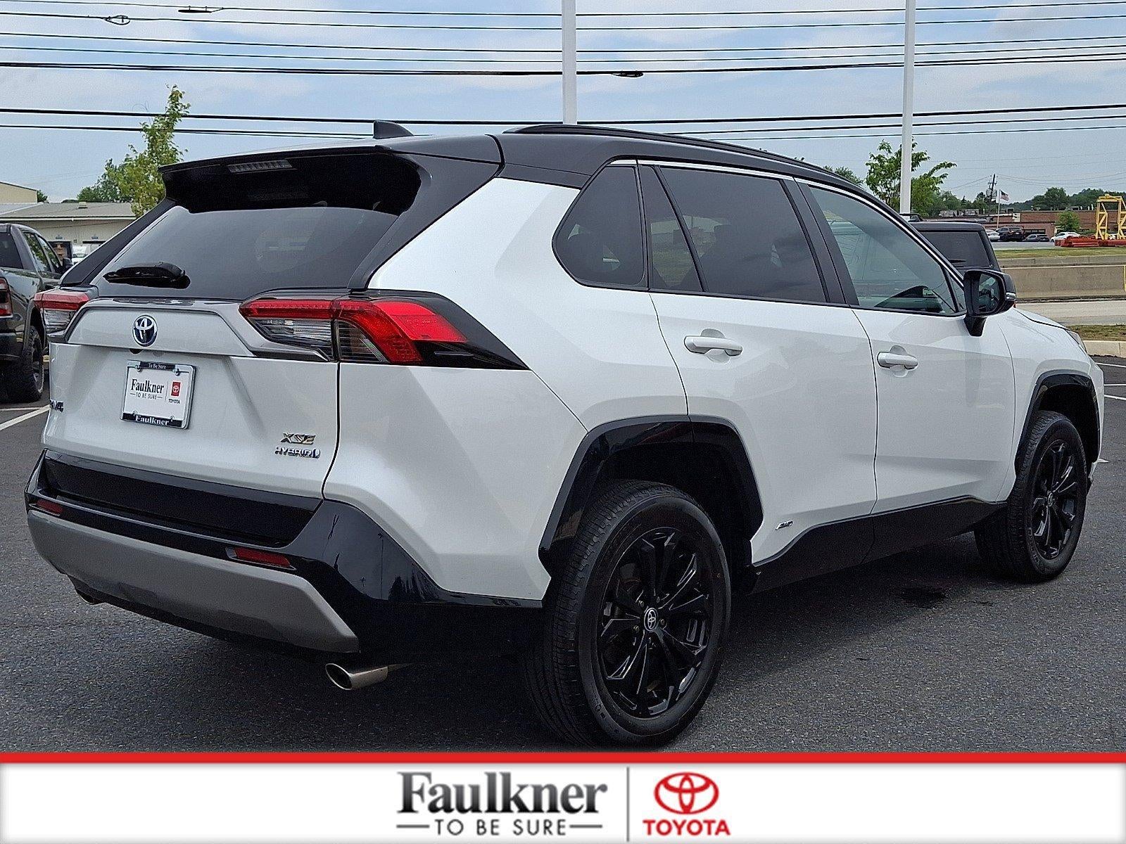 2024 Toyota RAV4 Hybrid XSE AWD (Natl)