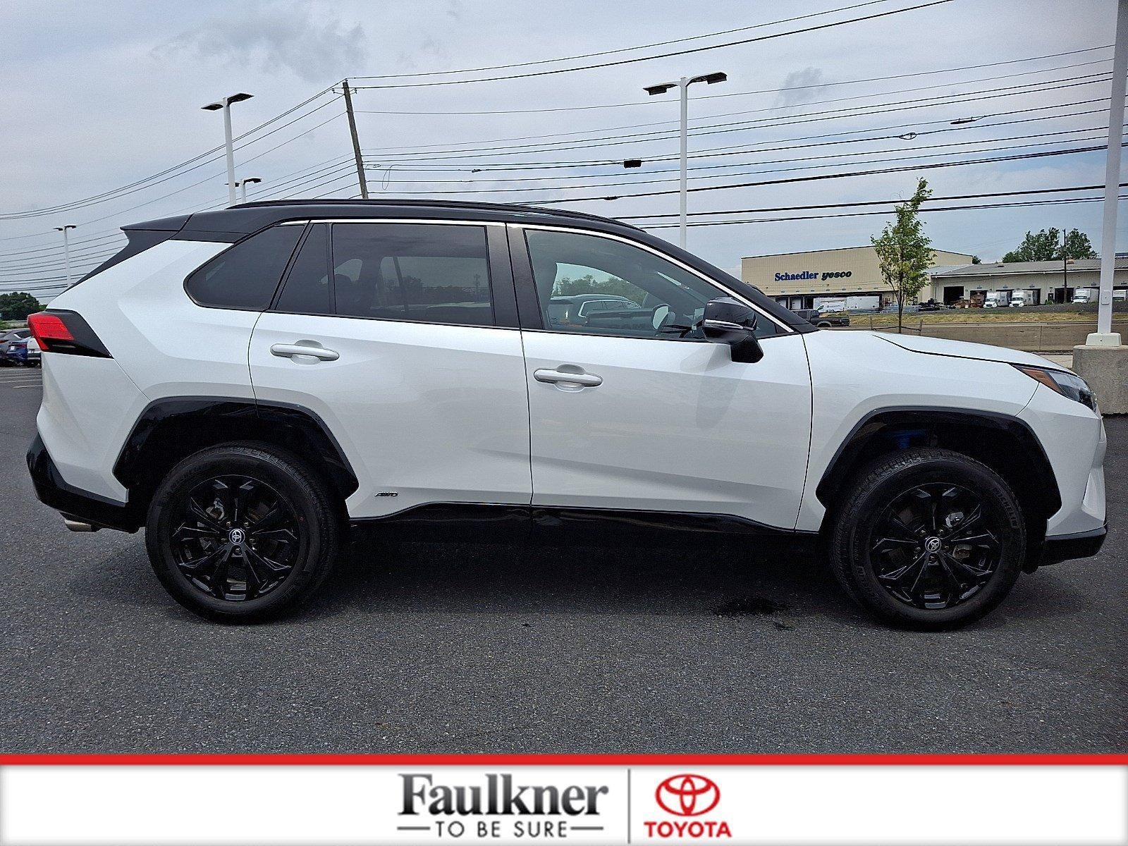2024 Toyota RAV4 Hybrid XSE AWD (Natl)