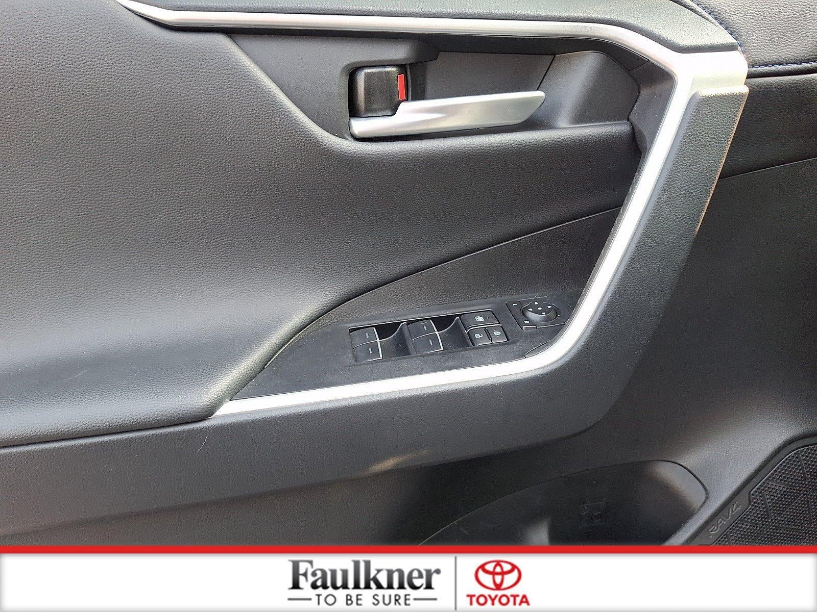 2024 Toyota RAV4 Hybrid XSE AWD (Natl)