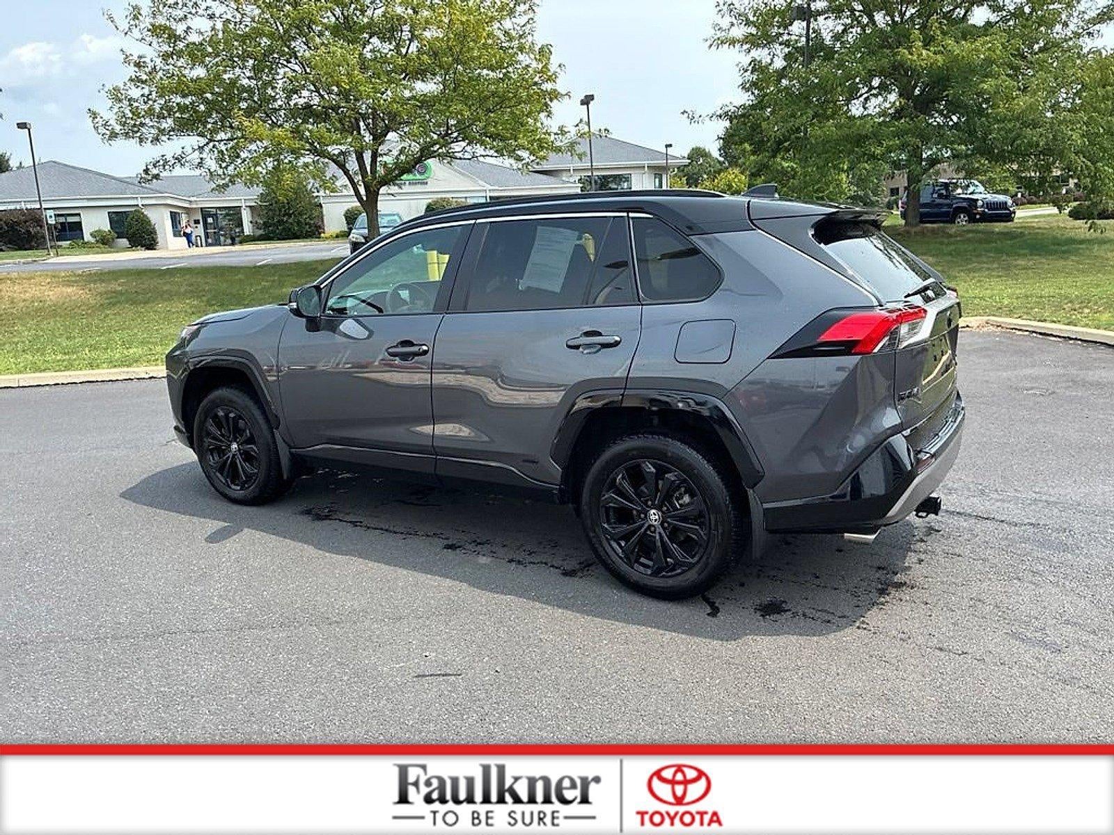 2024 Toyota RAV4 Hybrid XSE AWD (Natl)