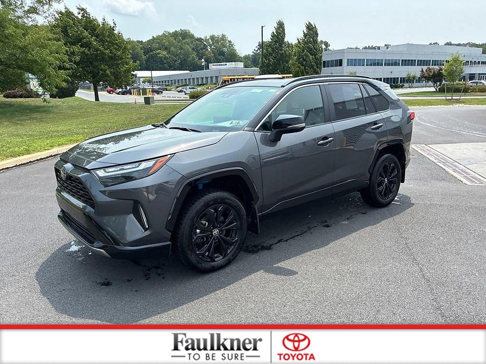 2024 Toyota RAV4 Hybrid XSE AWD (Natl)