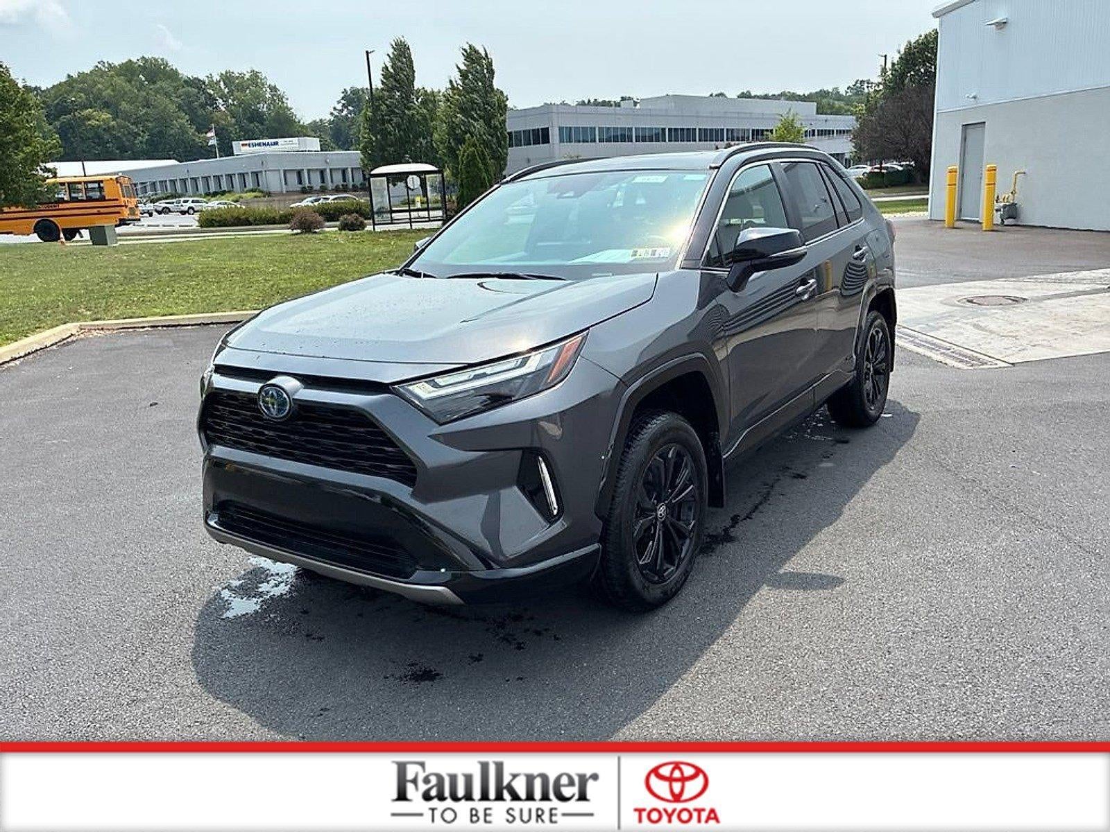 2024 Toyota RAV4 Hybrid XSE AWD (Natl)