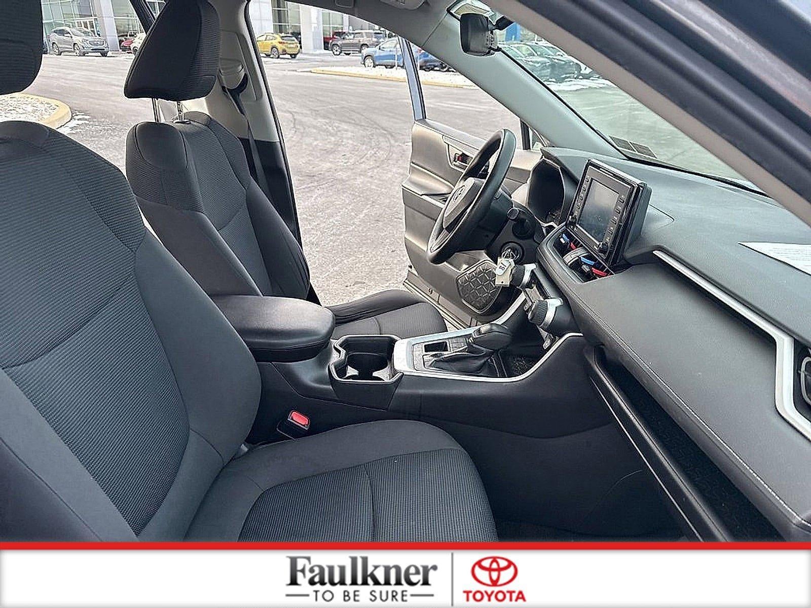 2021 Toyota RAV4 LE AWD (Natl)