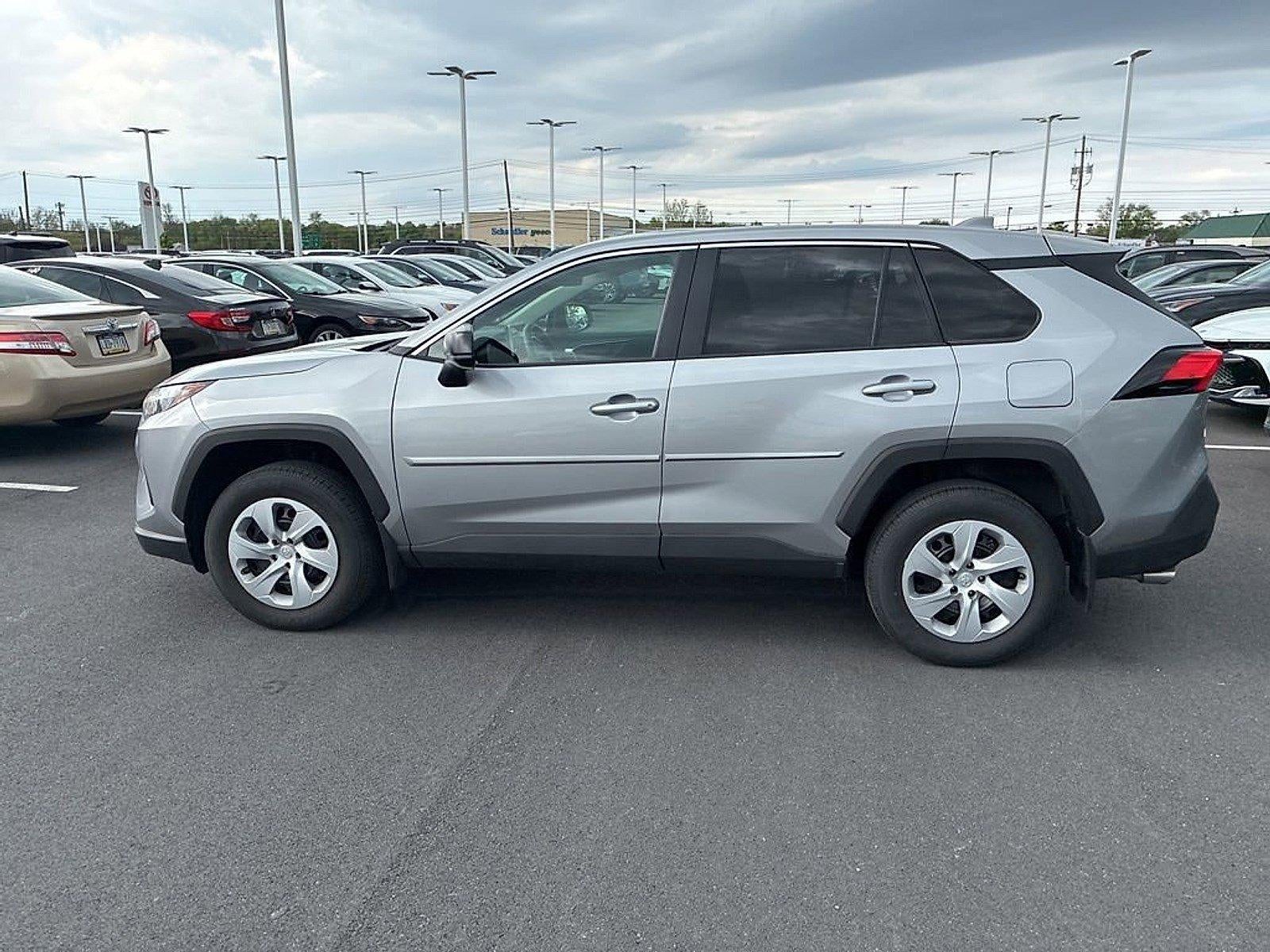 2025 Toyota RAV4 LE AWD (Natl)