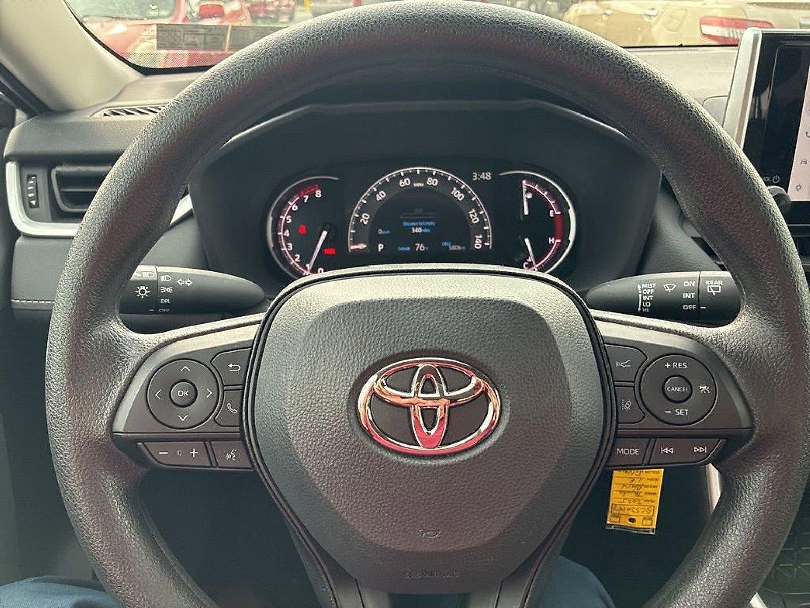 2025 Toyota RAV4 LE AWD (Natl)