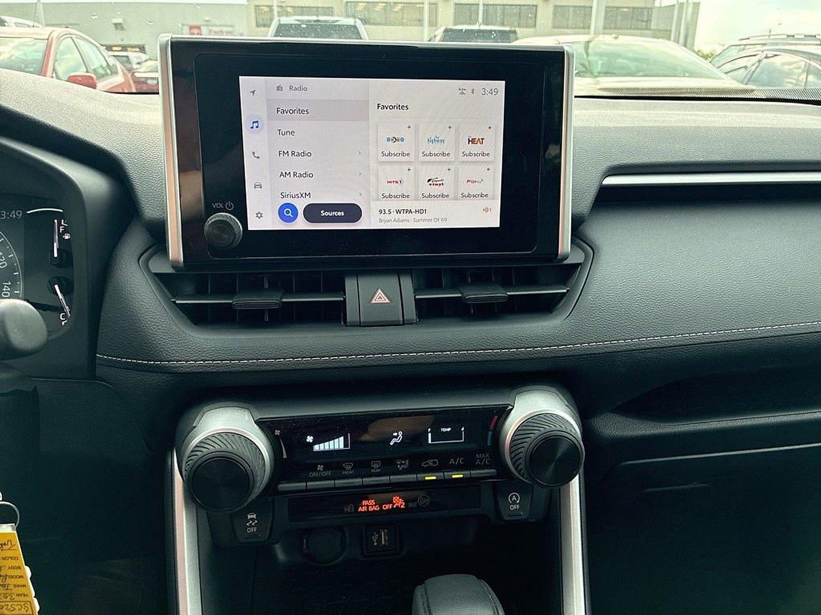 2025 Toyota RAV4 LE AWD (Natl)