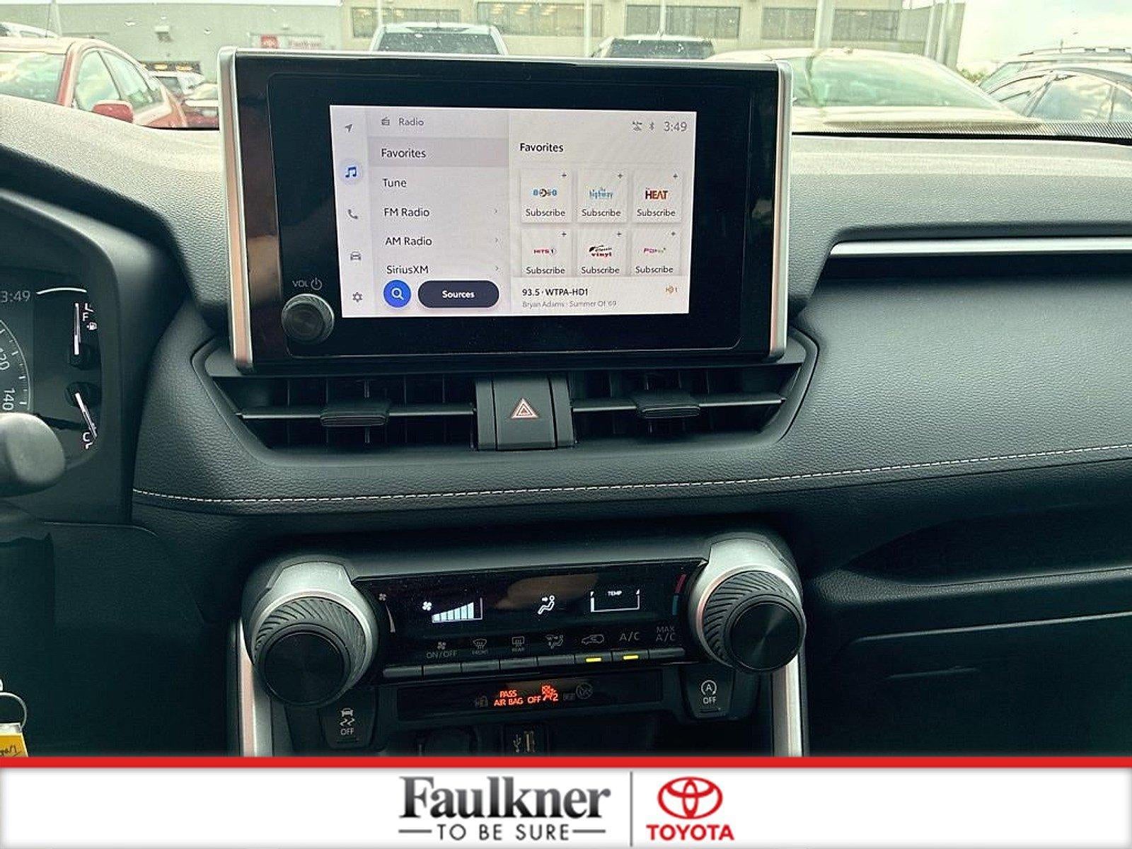 2025 Toyota RAV4 LE AWD (Natl)