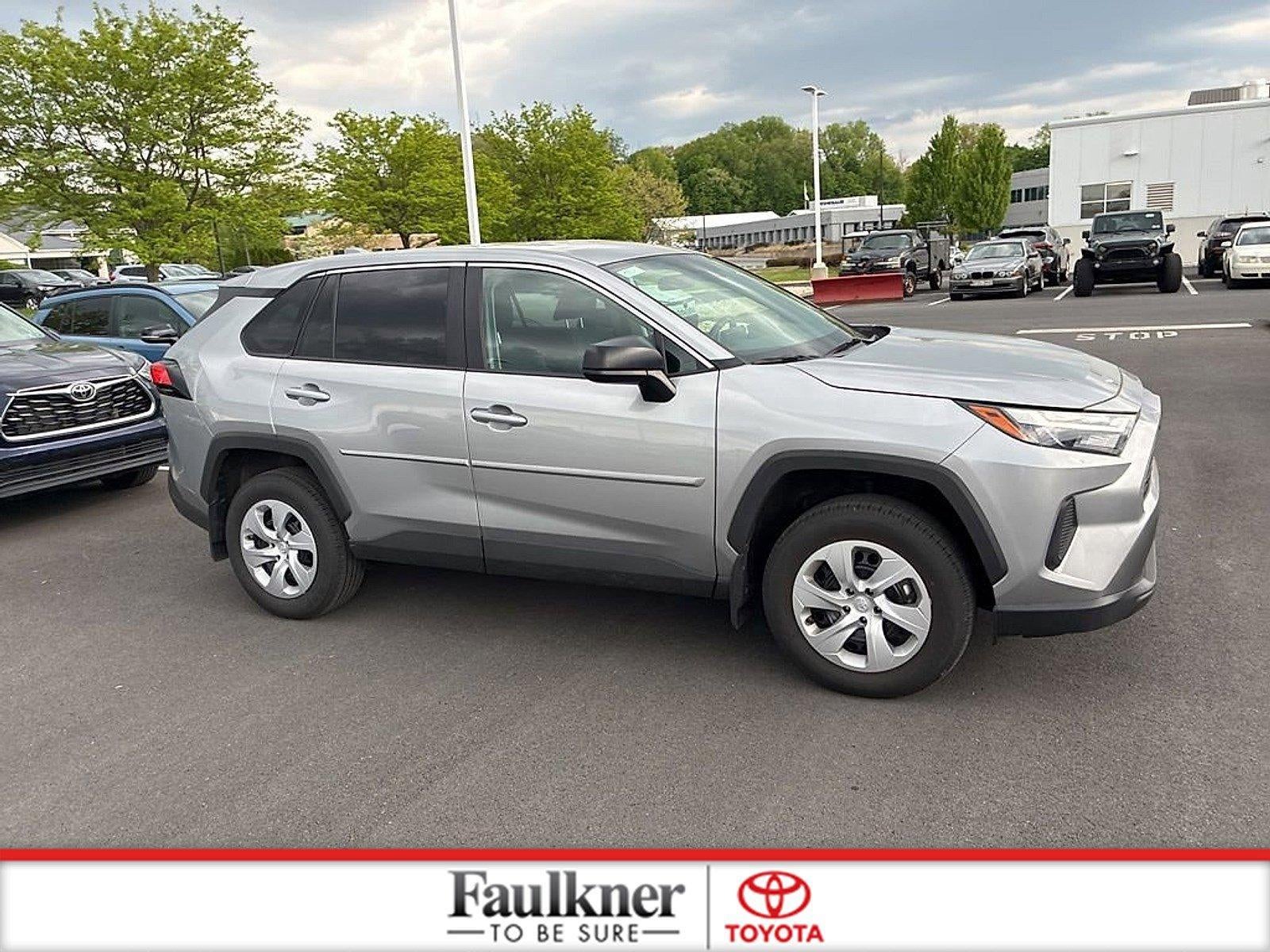 2025 Toyota RAV4 LE AWD (Natl)