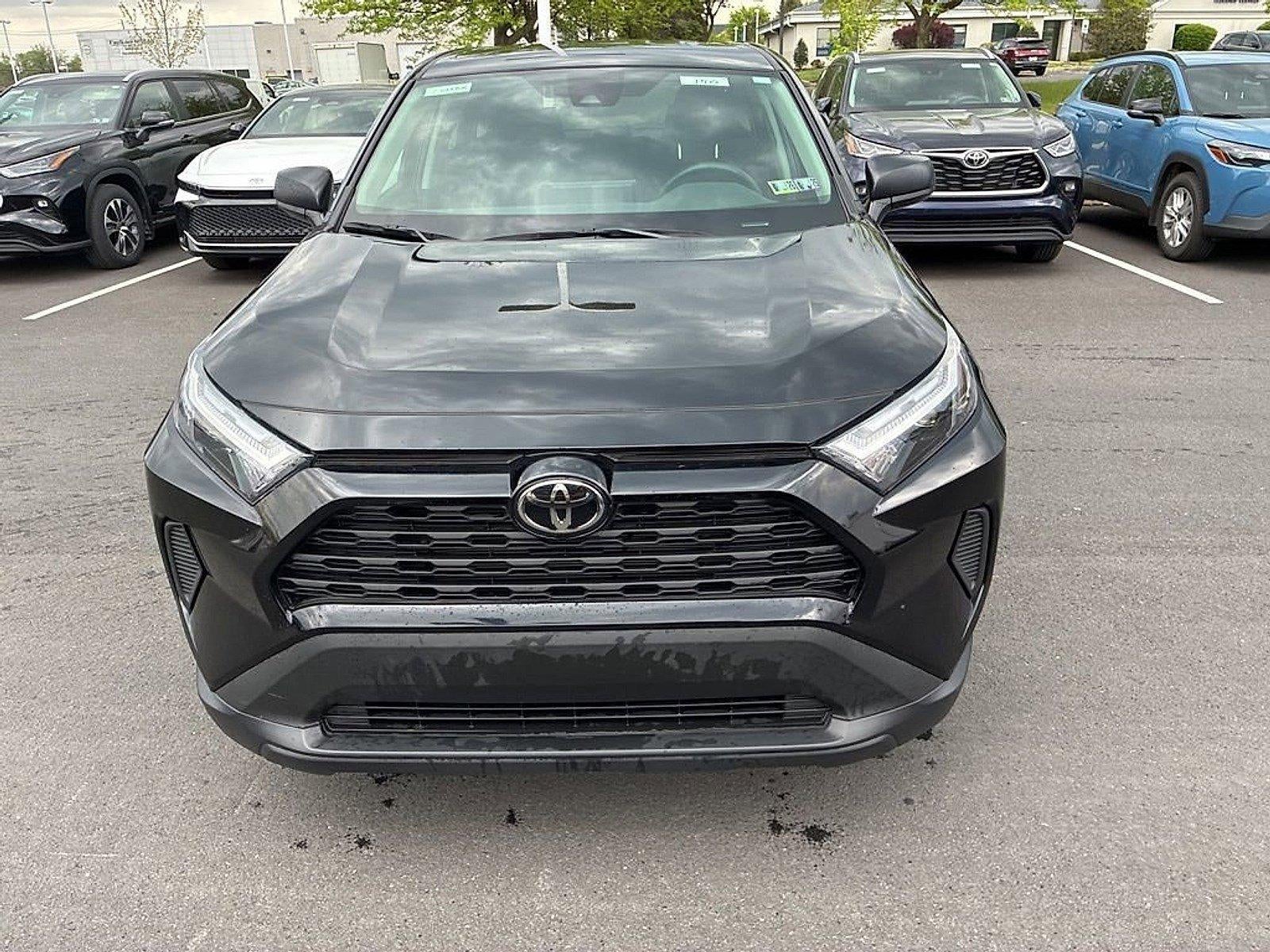 2025 Toyota RAV4 LE AWD (Natl)