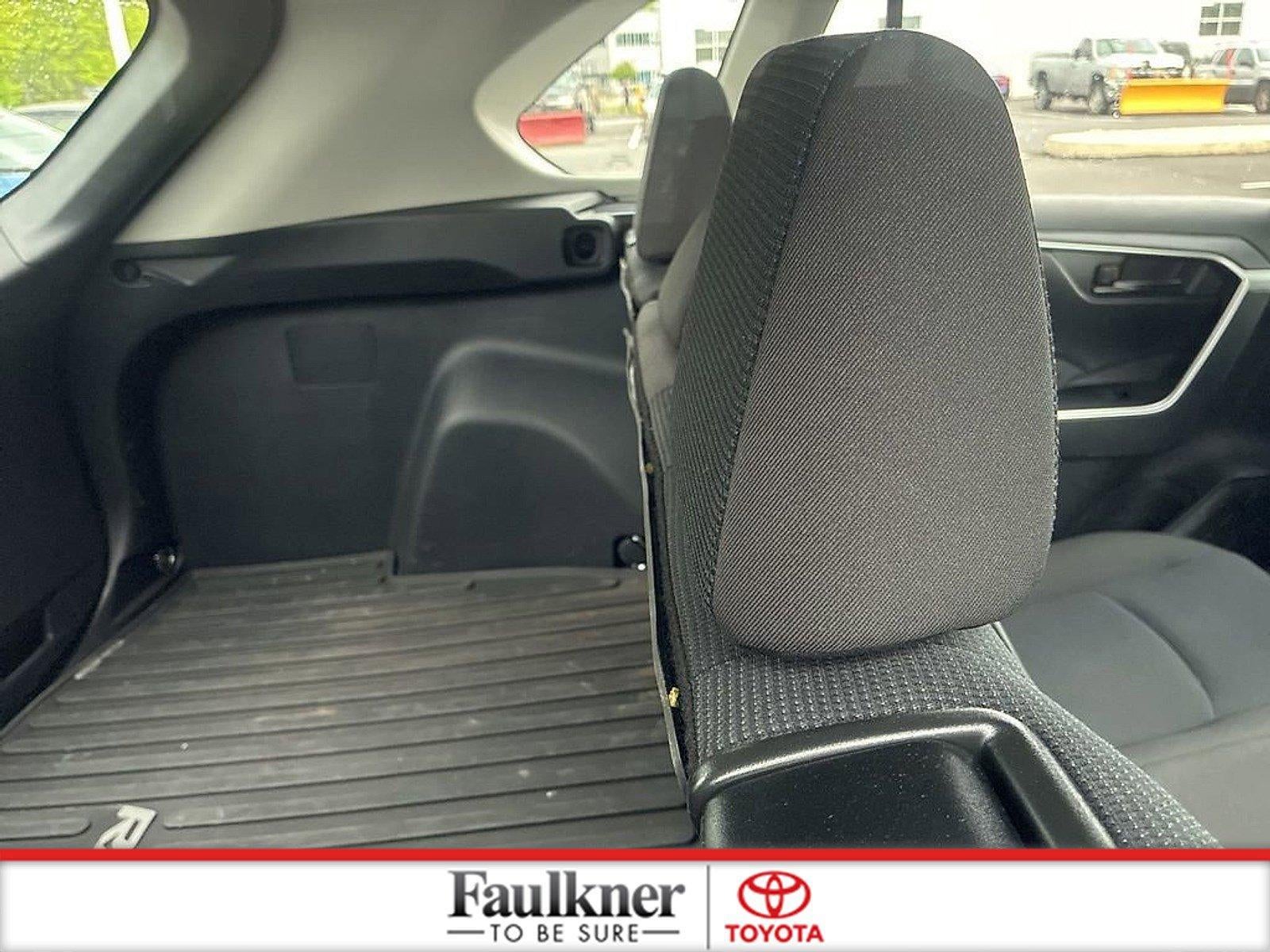 2025 Toyota RAV4 LE AWD (Natl)