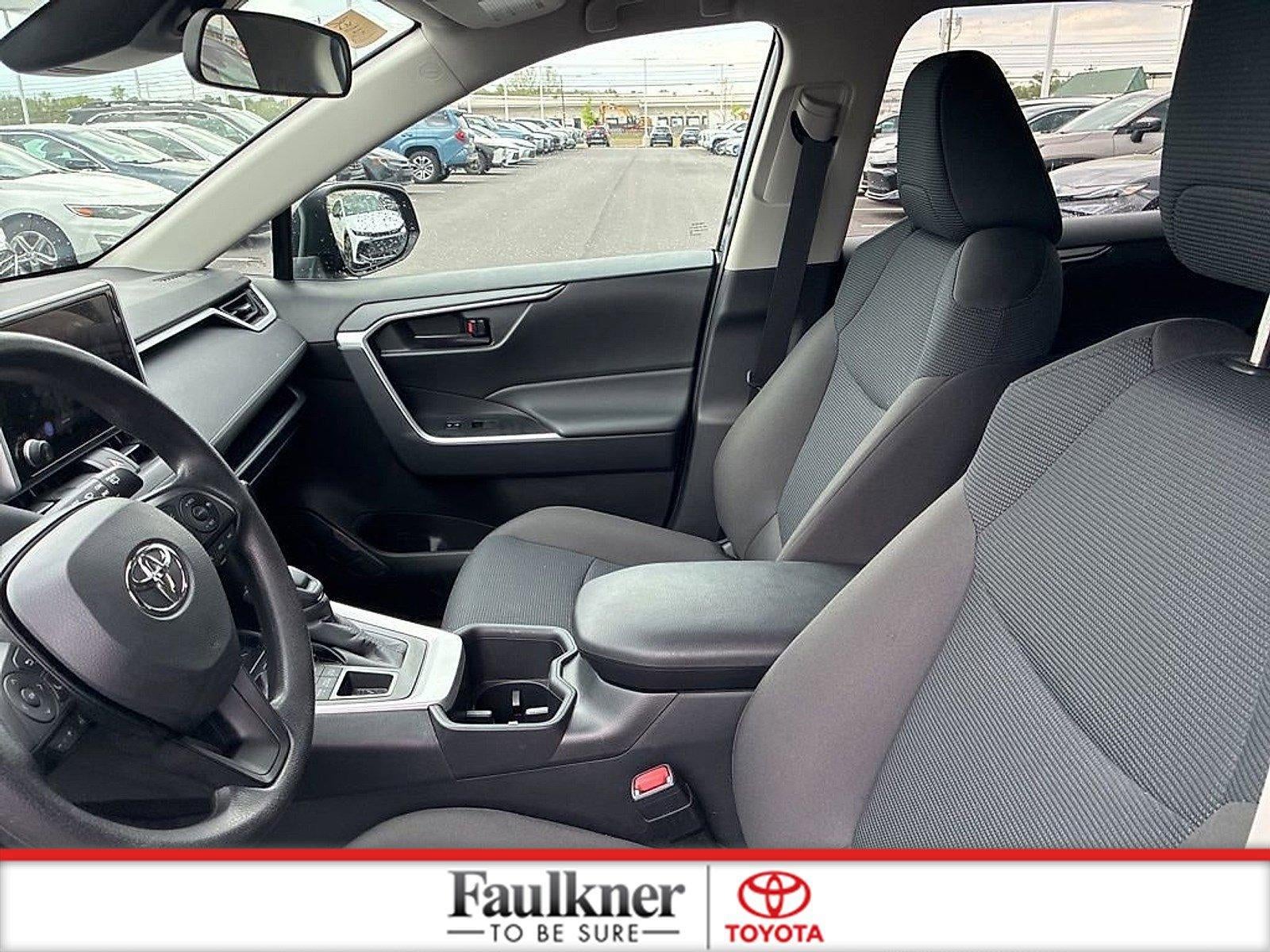 2025 Toyota RAV4 LE AWD (Natl)