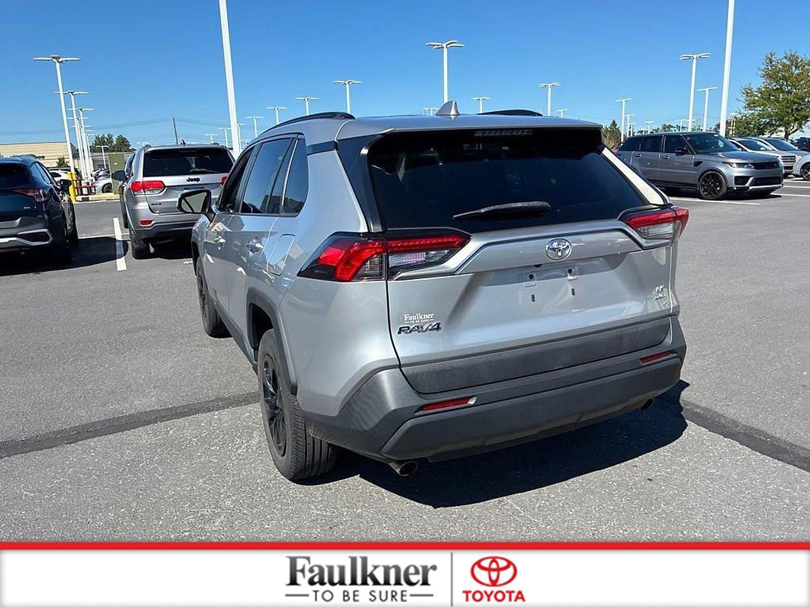 2020 Toyota RAV4 LE AWD (Natl)