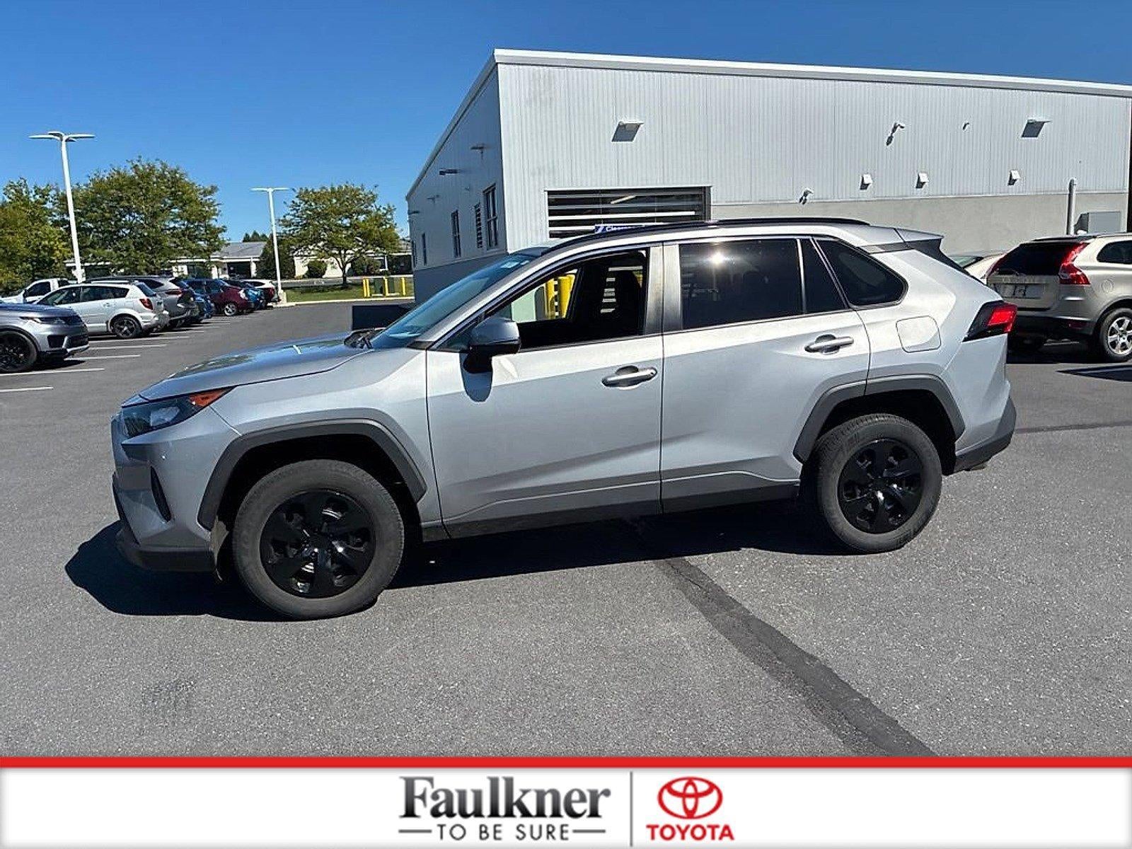 2020 Toyota RAV4 LE AWD (Natl)