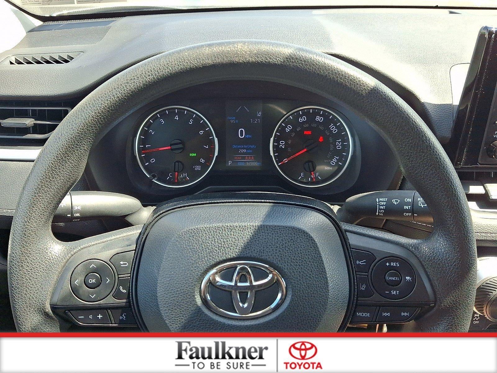 2020 Toyota RAV4 LE AWD (Natl)