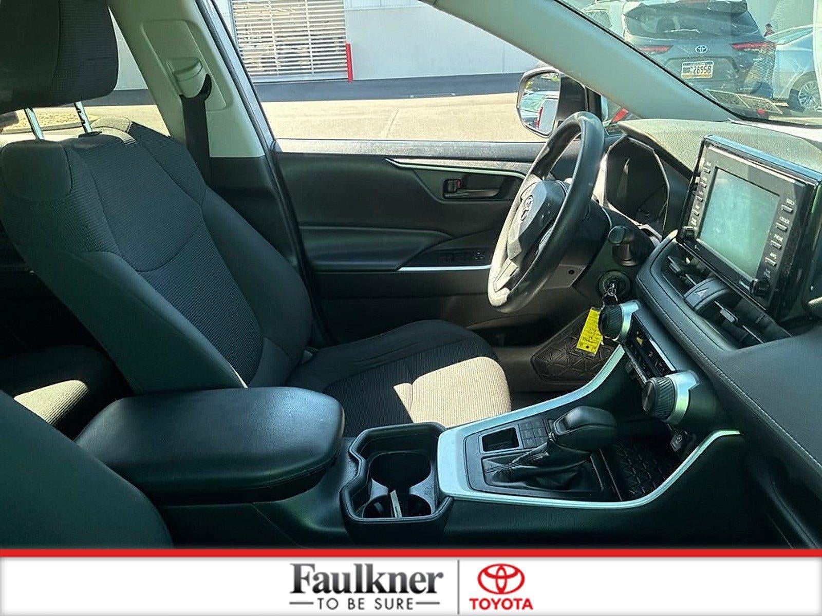 2020 Toyota RAV4 LE AWD (Natl)