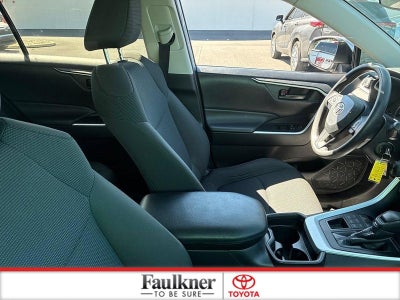 2020 Toyota RAV4 LE AWD (Natl)