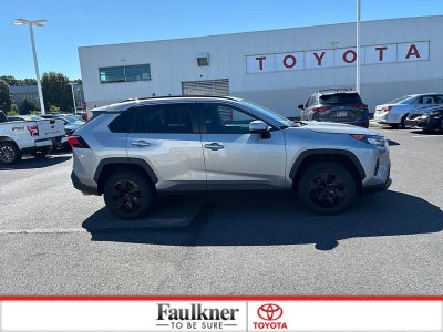 2020 Toyota RAV4 LE AWD (Natl)