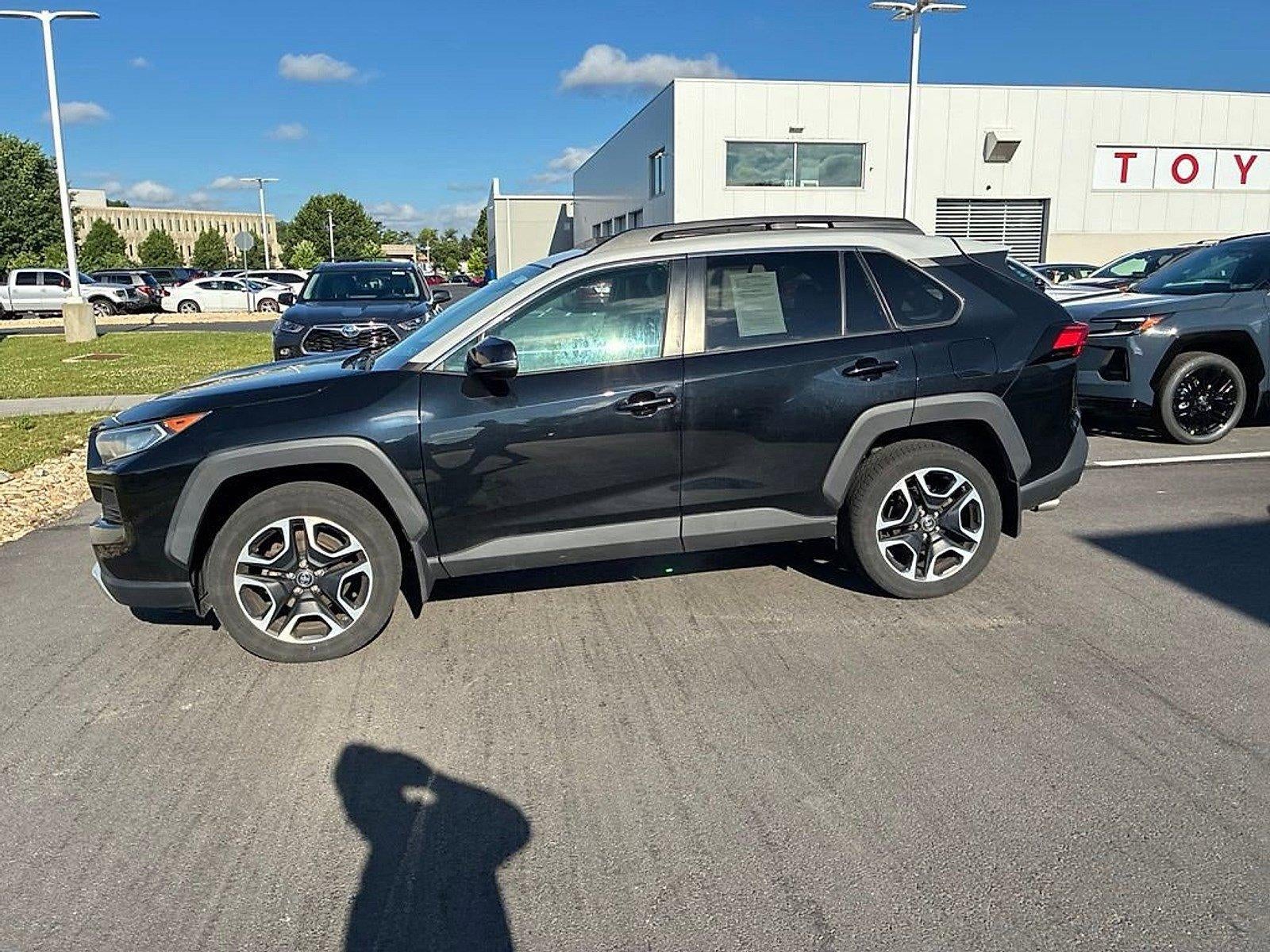 2019 Toyota RAV4 Adventure AWD (Natl)