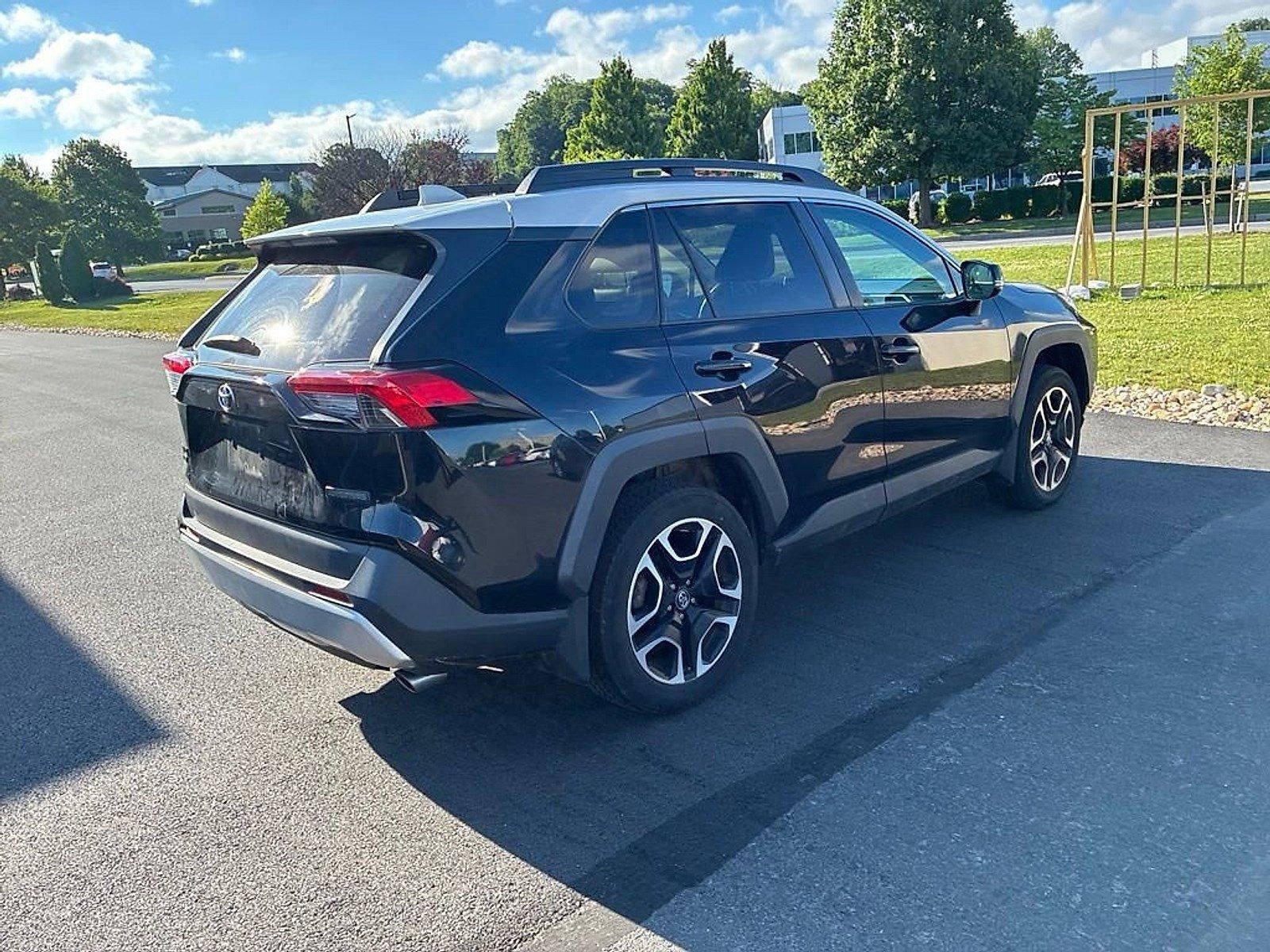 2019 Toyota RAV4 Adventure AWD (Natl)