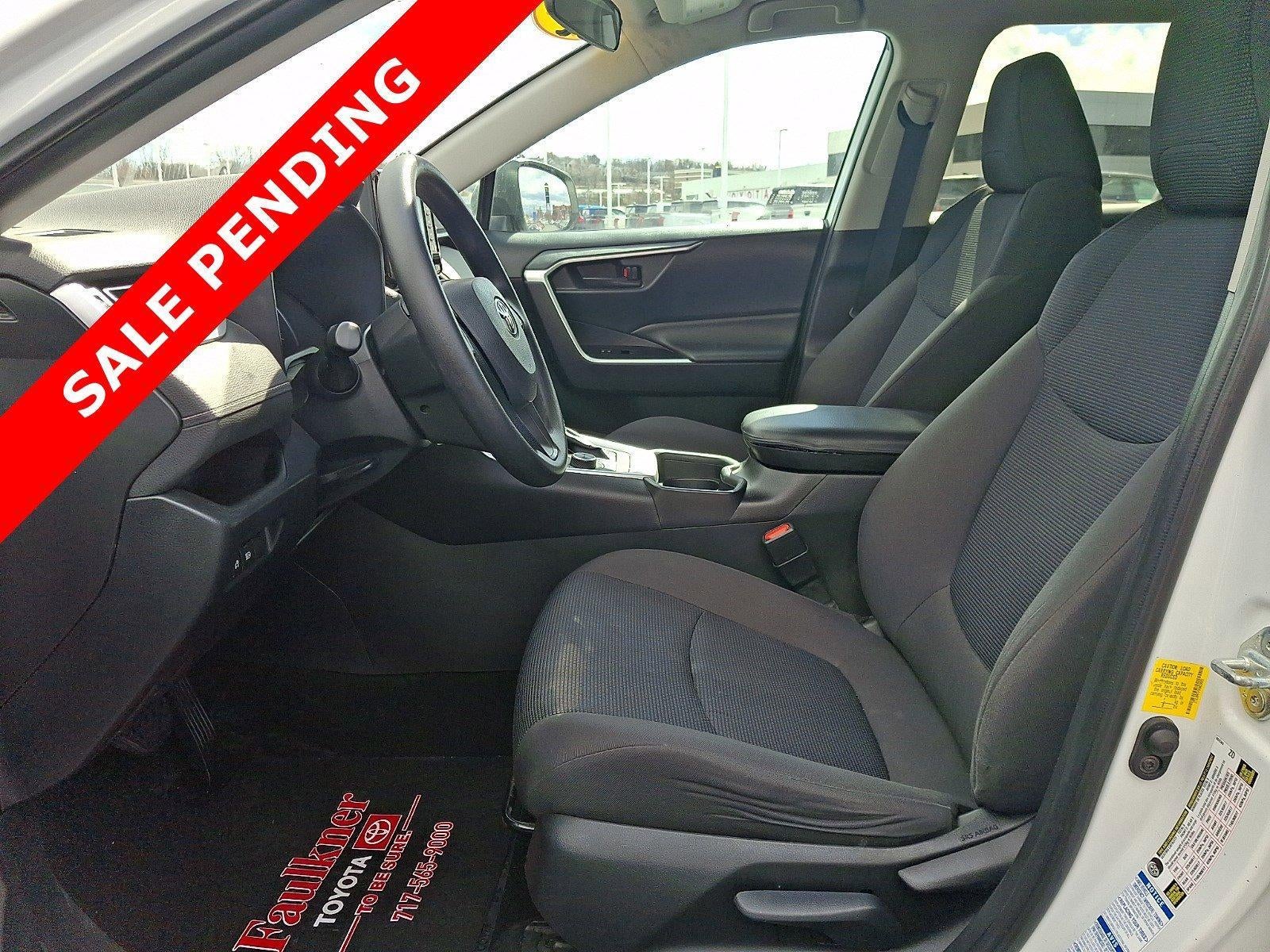 2019 Toyota RAV4 Hybrid LE AWD (Natl)