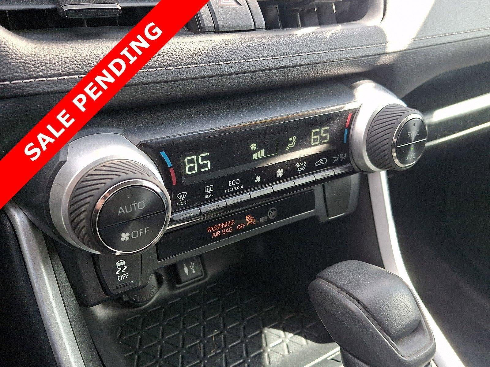 2019 Toyota RAV4 Hybrid LE AWD (Natl)