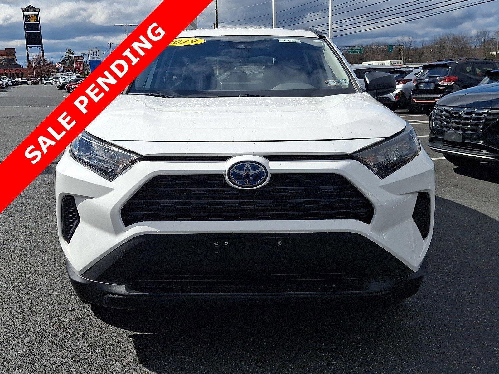 2019 Toyota RAV4 Hybrid LE AWD (Natl)