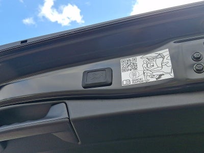 2025 Toyota RAV4 Limited AWD (GS)