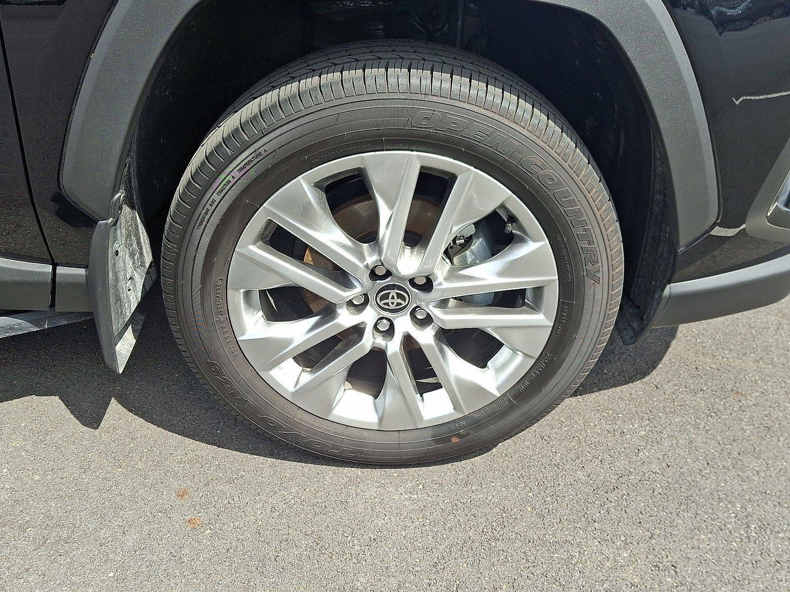 2025 Toyota RAV4 Limited AWD (GS)