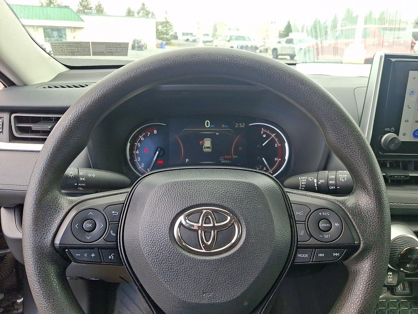 2024 Toyota RAV4 XLE AWD (Natl)