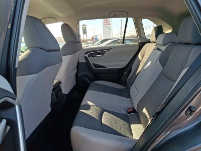 2022 Toyota RAV4 XLE AWD (Natl)