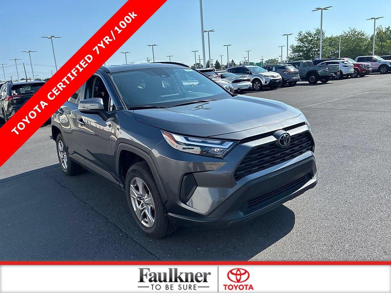 2025 Toyota RAV4 XLE AWD's photo