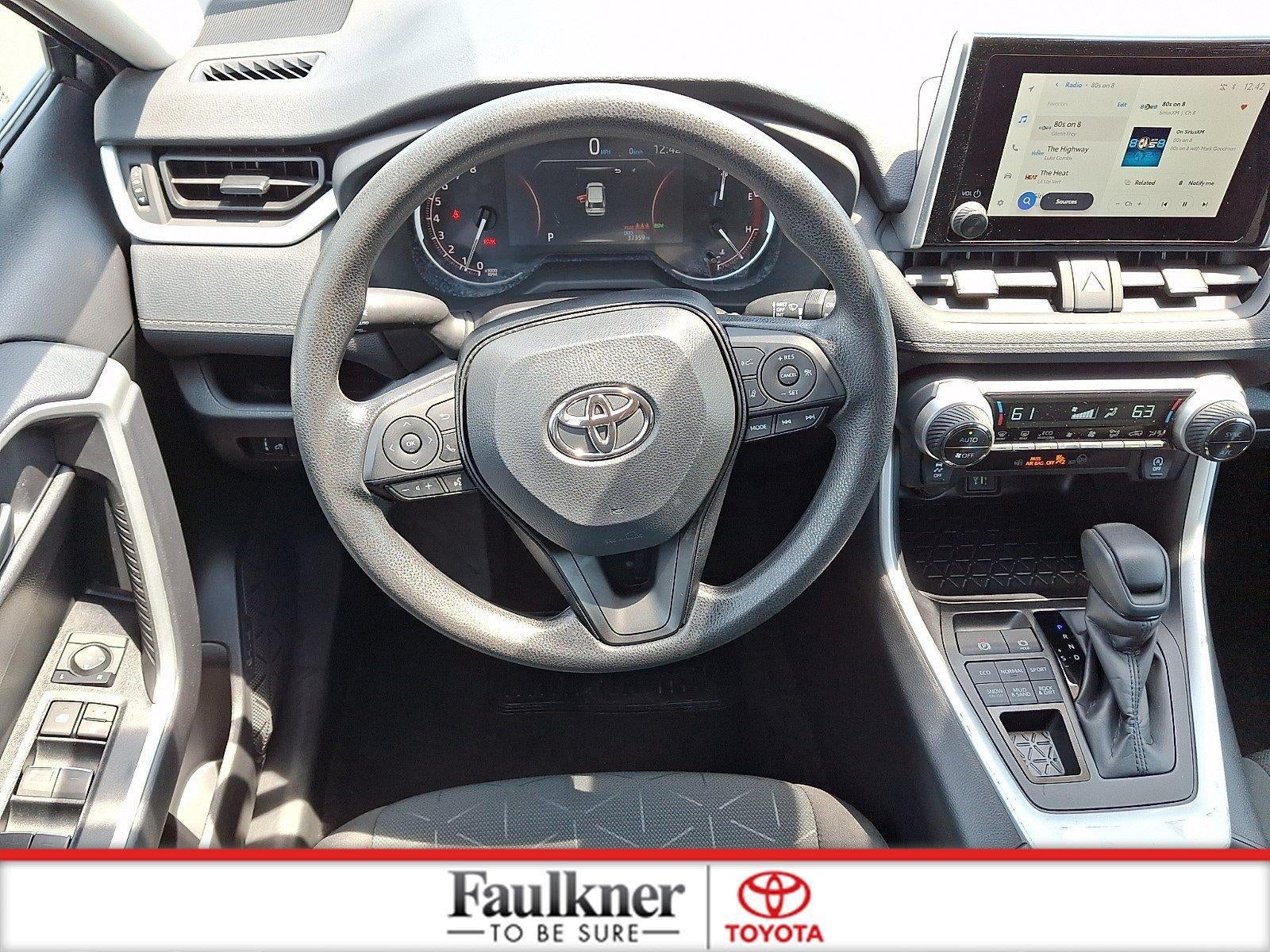 2025 Toyota RAV4 XLE AWD (Natl)