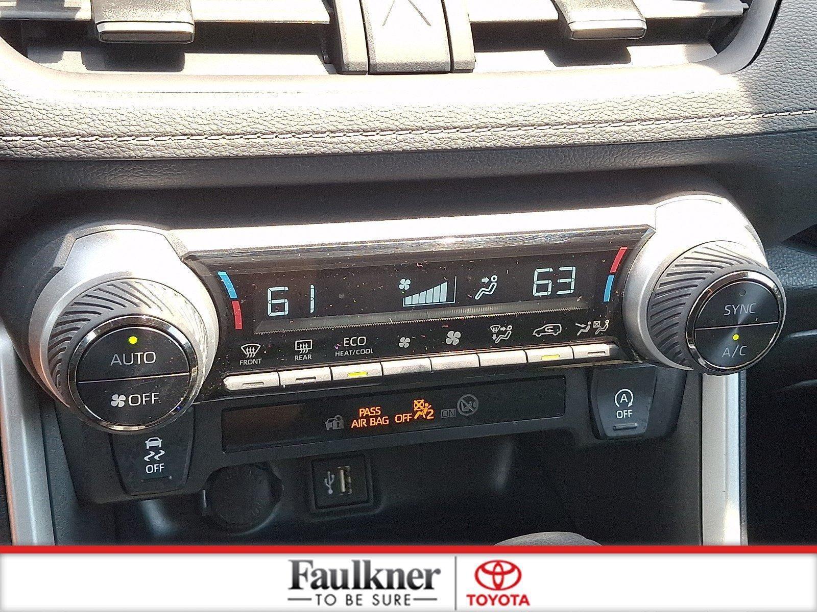 2025 Toyota RAV4 XLE AWD (Natl)
