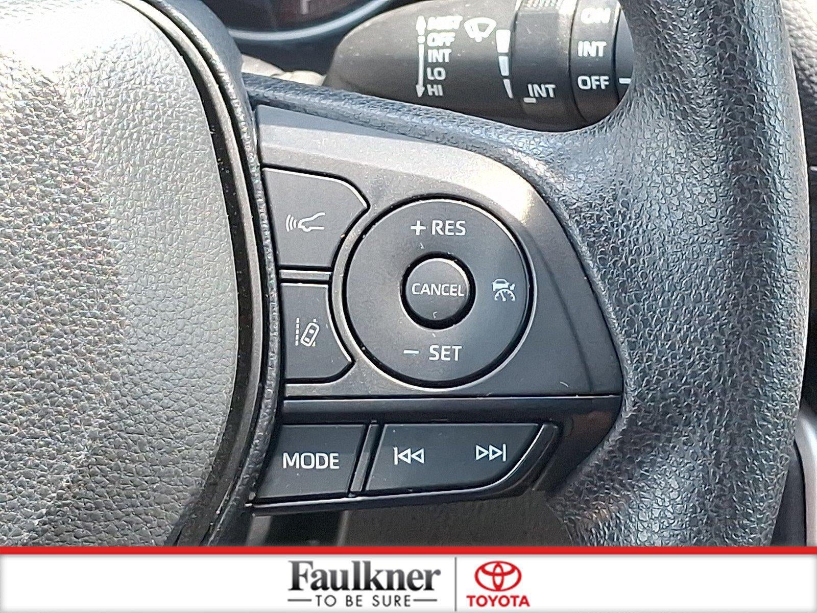 2025 Toyota RAV4 XLE AWD (Natl)