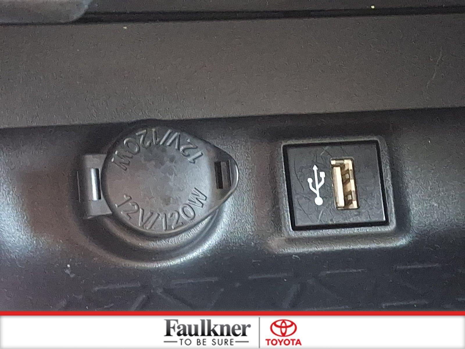 2025 Toyota RAV4 XLE AWD (Natl)