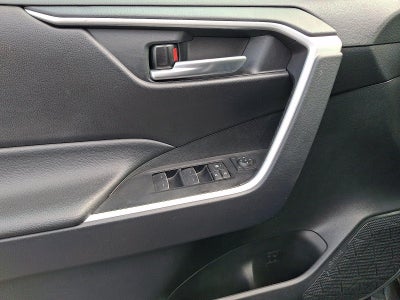 2025 Toyota RAV4 XLE AWD (Natl)