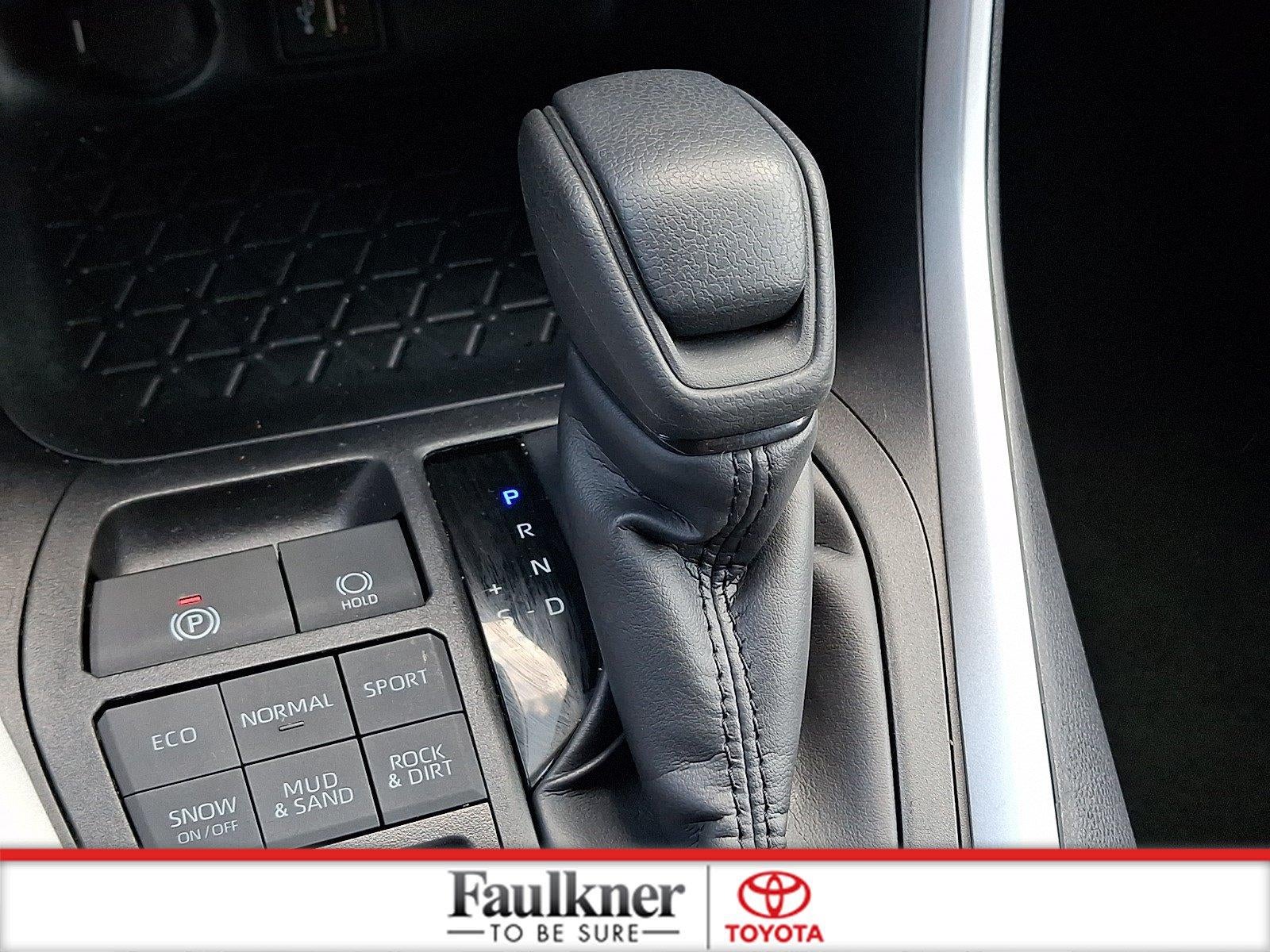2025 Toyota RAV4 XLE AWD (Natl)