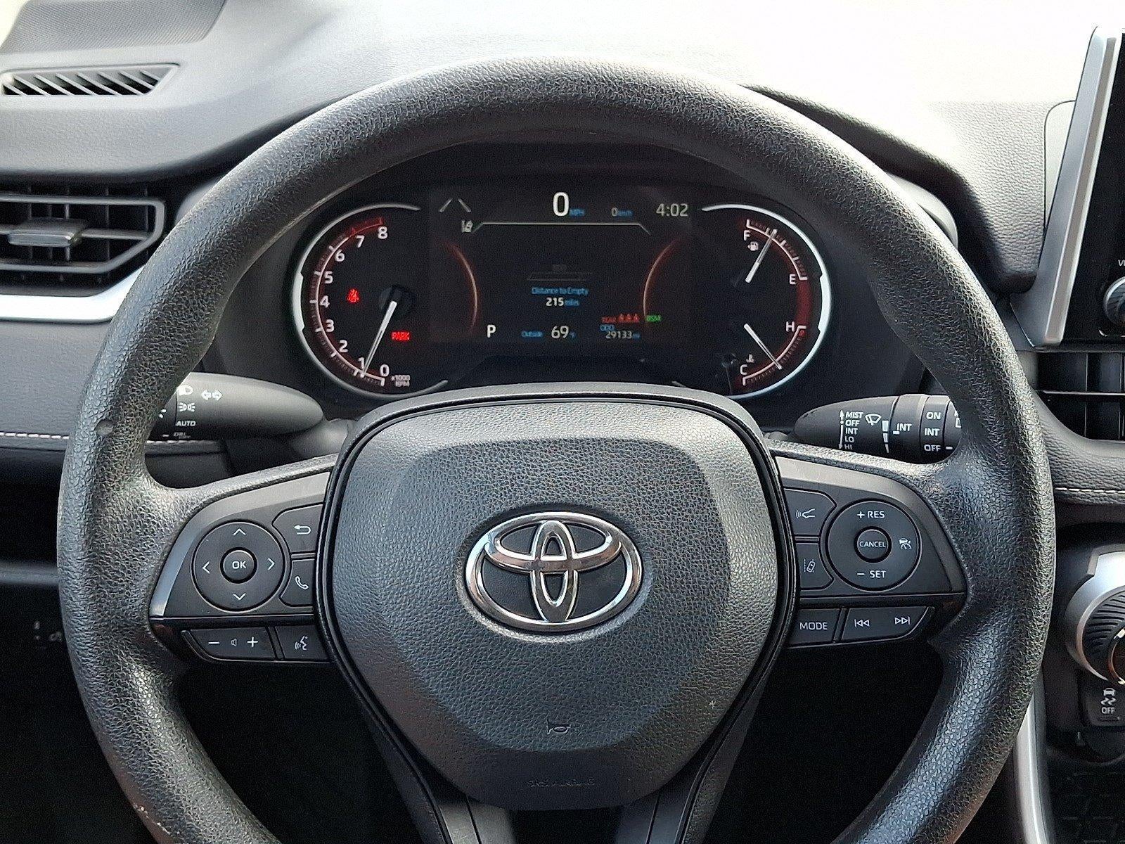 2025 Toyota RAV4 XLE AWD (Natl)