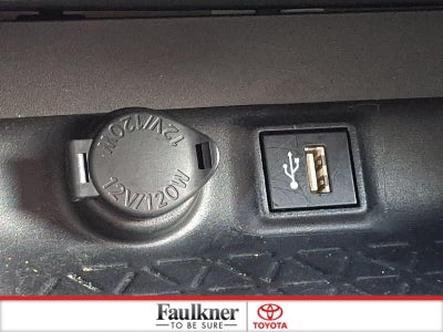 2025 Toyota RAV4 XLE AWD (Natl)