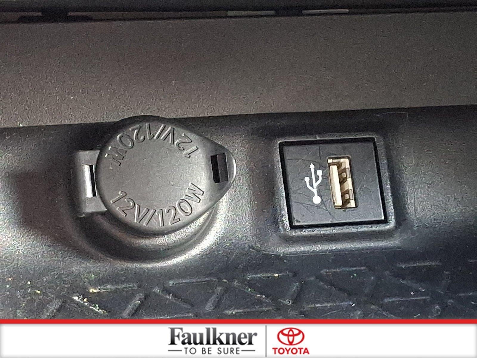 2025 Toyota RAV4 XLE AWD (Natl)