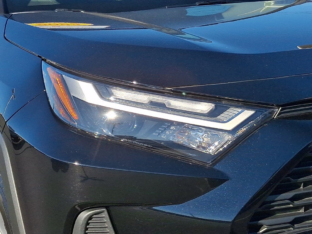 2025 Toyota RAV4 XLE CERTIFIED