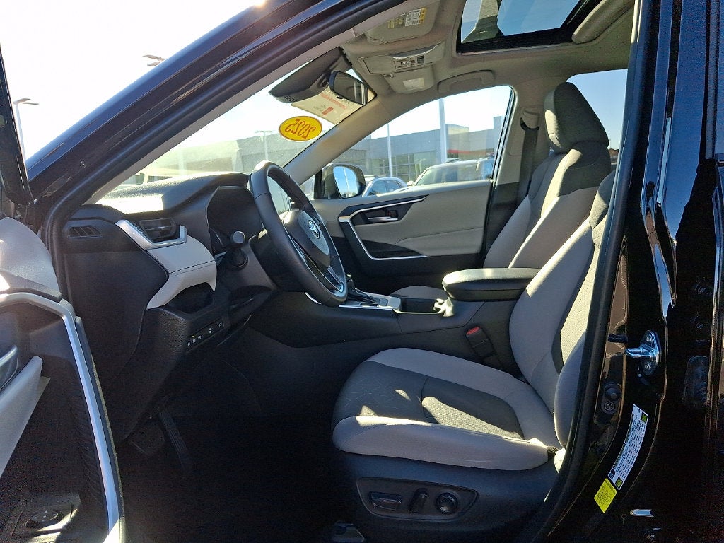 2025 Toyota RAV4 XLE CERTIFIED
