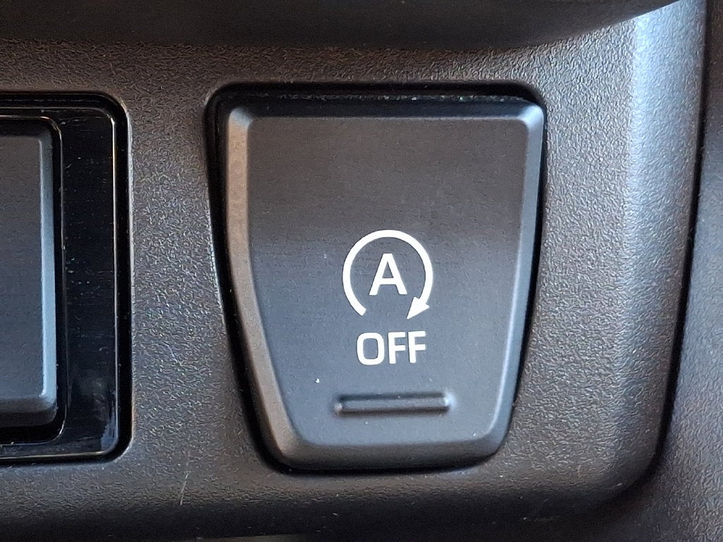 2025 Toyota RAV4 XLE CERTIFIED