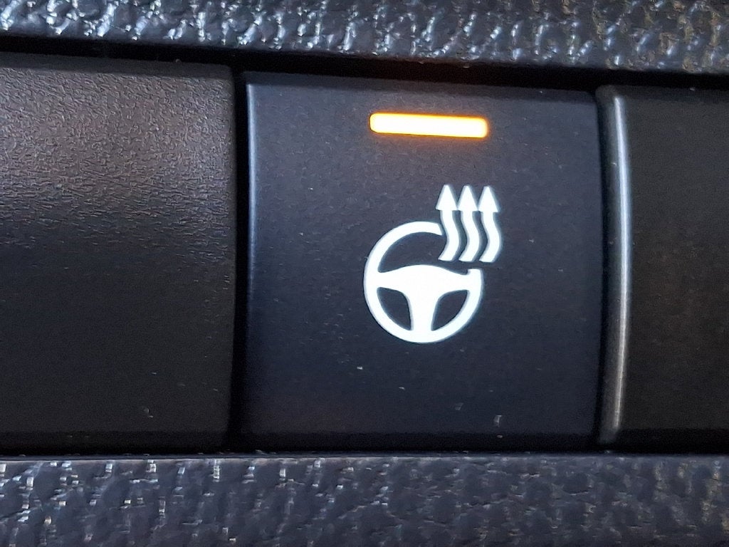2025 Toyota RAV4 XLE CERTIFIED