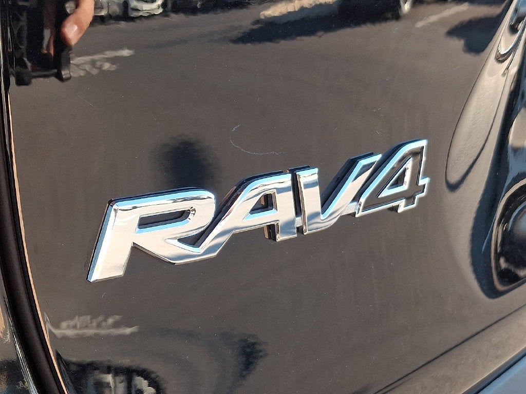 2025 Toyota RAV4 XLE CERTIFIED