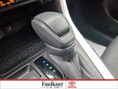 2025 Toyota RAV4 XLE AWD (Natl)