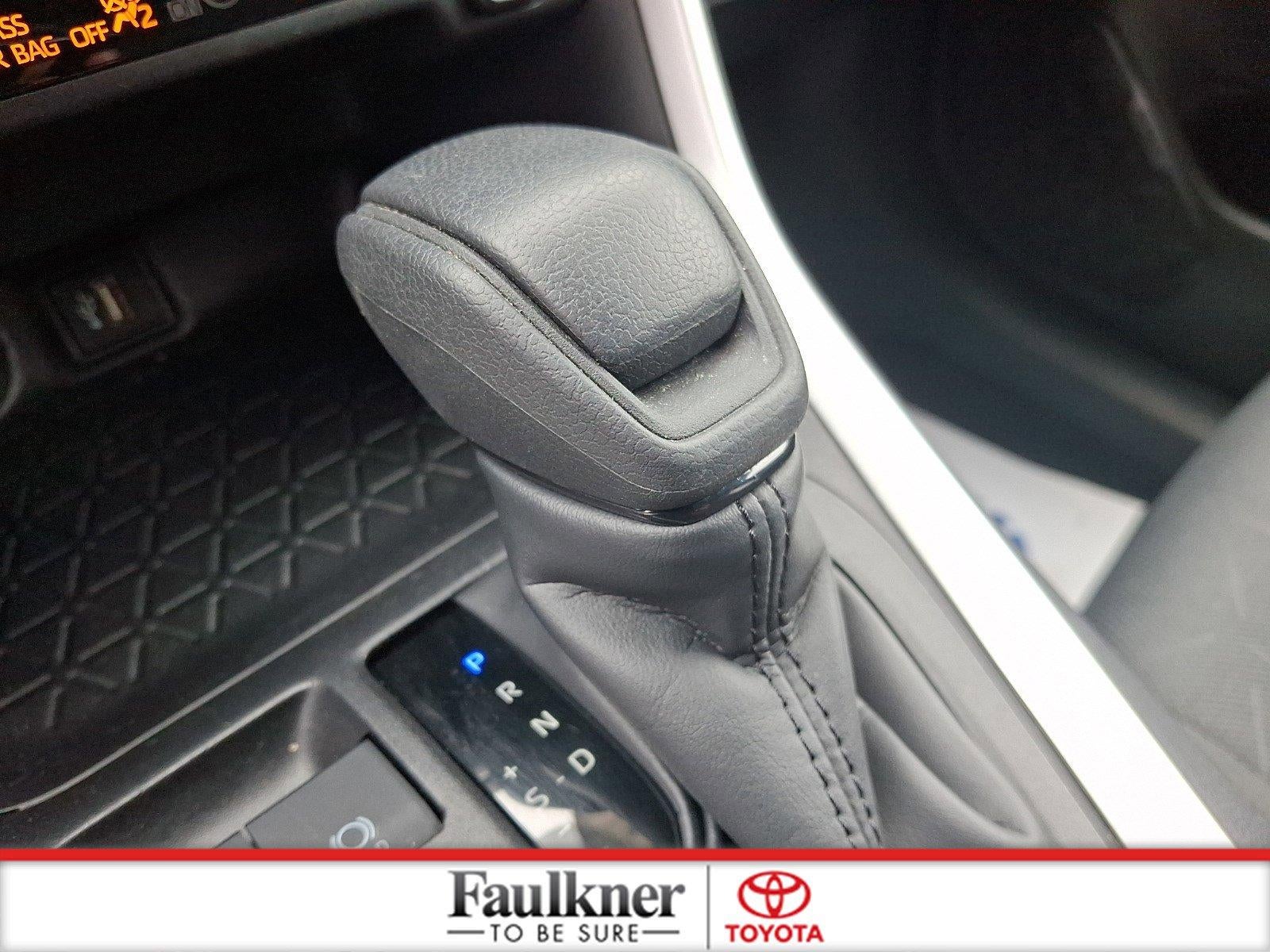 2025 Toyota RAV4 XLE AWD (Natl)