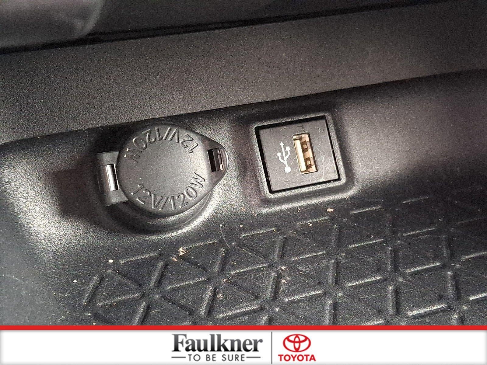 2025 Toyota RAV4 XLE AWD (Natl)