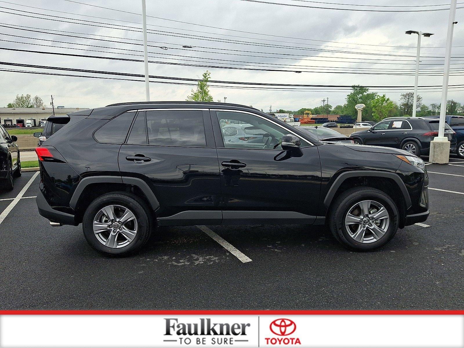 2025 Toyota RAV4 XLE AWD (Natl)